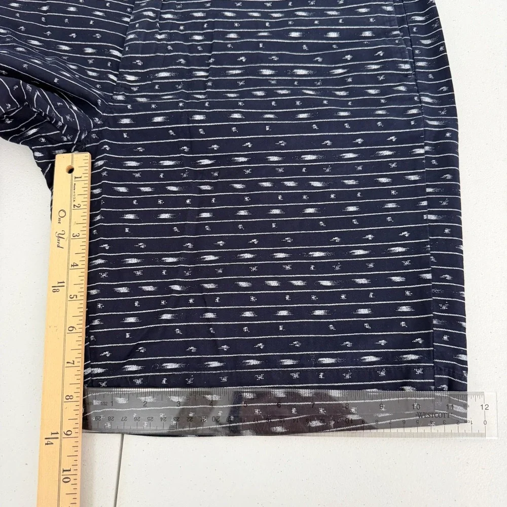 J. Crew Shorts Mens 36 Navy Blue Ikat Stripe Flat Front Casual Summer Preppy
